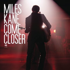 ดาวน์โหลดและฟังเพลง Kaka Boom พร้อมเนื้อเพลงจาก Miles Kane