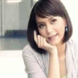 ดาวน์โหลดและฟังเพลง ปากไม่ตรงกับใจ พร้อมเนื้อเพลงจาก แนน วาทิยา