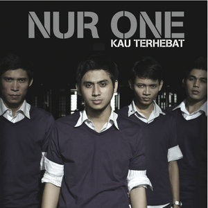 ดาวน์โหลดและฟังเพลง Rindu พร้อมเนื้อเพลงจาก Nur One