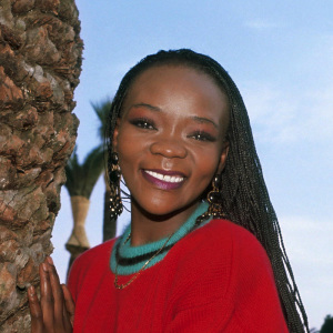 Brenda Fassie ดาวน์โหลดและฟังเพลงฮิตจาก Brenda Fassie