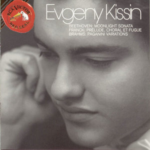 收聽Evgeny Kissin的Piano Sonata No. 14 in C-Sharp Minor, Op. 27 No. 2 "Moonlight": III. Presto agitato歌詞歌曲