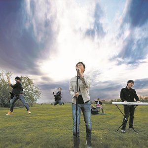 Dengarkan 钟楼绝响 (纯音乐) lagu dari Dimension dengan lirik