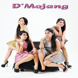 Dengarkan lagu Kereta Malam nyanyian Dmojang dengan lirik
