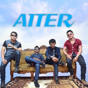 Dengarkan lagu Kisah Cinta Baru nyanyian Aiter dengan lirik