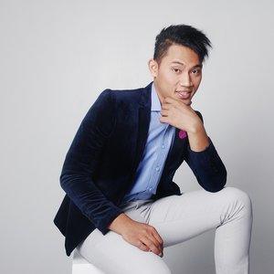 Dengarkan Inilah Cinta lagu dari Izzmad Harun dengan lirik