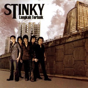 Dengarkan lagu Maharindu nyanyian Stinky dengan lirik