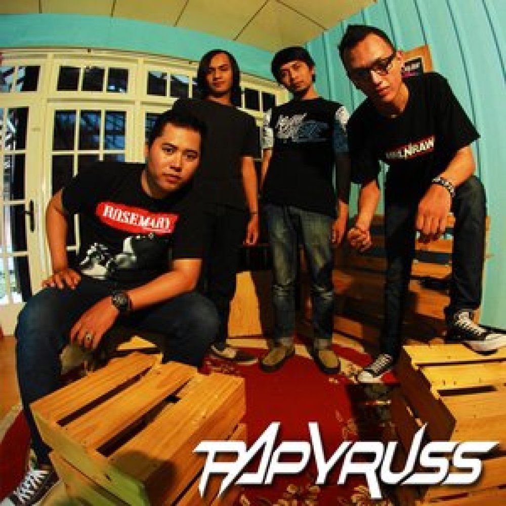 Masih Bersama