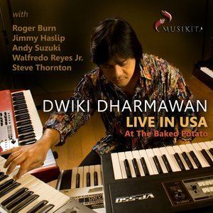 ดาวน์โหลดและฟังเพลง Janger (Live) พร้อมเนื้อเพลงจาก Dwiki Dharmawan