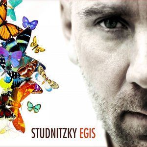 收聽Studnitzky的Moskau歌詞歌曲
