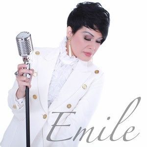 收聽Emile S Praja的Cukup Sudah歌詞歌曲