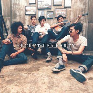 ดาวน์โหลดและฟังเพลง สักวัน พร้อมเนื้อเพลงจาก Secret Tea Party