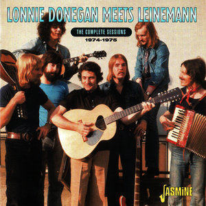 Dengarkan lagu Me and Bobby McGee nyanyian Lonnie Donegan dengan lirik