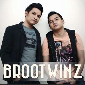 Dengarkan lagu Saranghaeyo nyanyian Broo Twinz dengan lirik