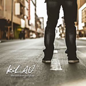 Dengarkan Saat Kau Tak Di Sini (Acoustic Version) lagu dari Kilau dengan lirik