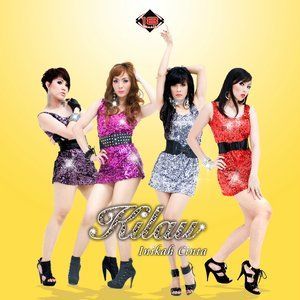 Dengarkan lagu Inikah Cinta nyanyian Kilau dengan lirik