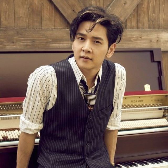 โต๋ ศักดิ์สิทธิ์ เวชสุภาพร