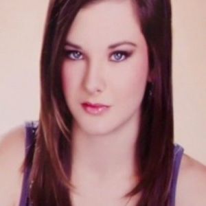 Brooke Hyland ดาวน์โหลดและฟังเพลงฮิตจาก Brooke Hyland
