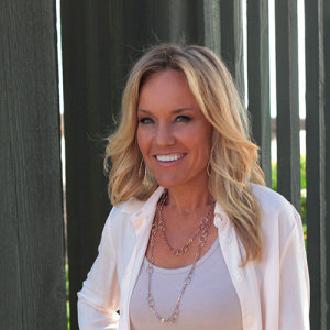 Carol Duboc ดาวน์โหลดและฟังเพลงฮิตจาก Carol Duboc