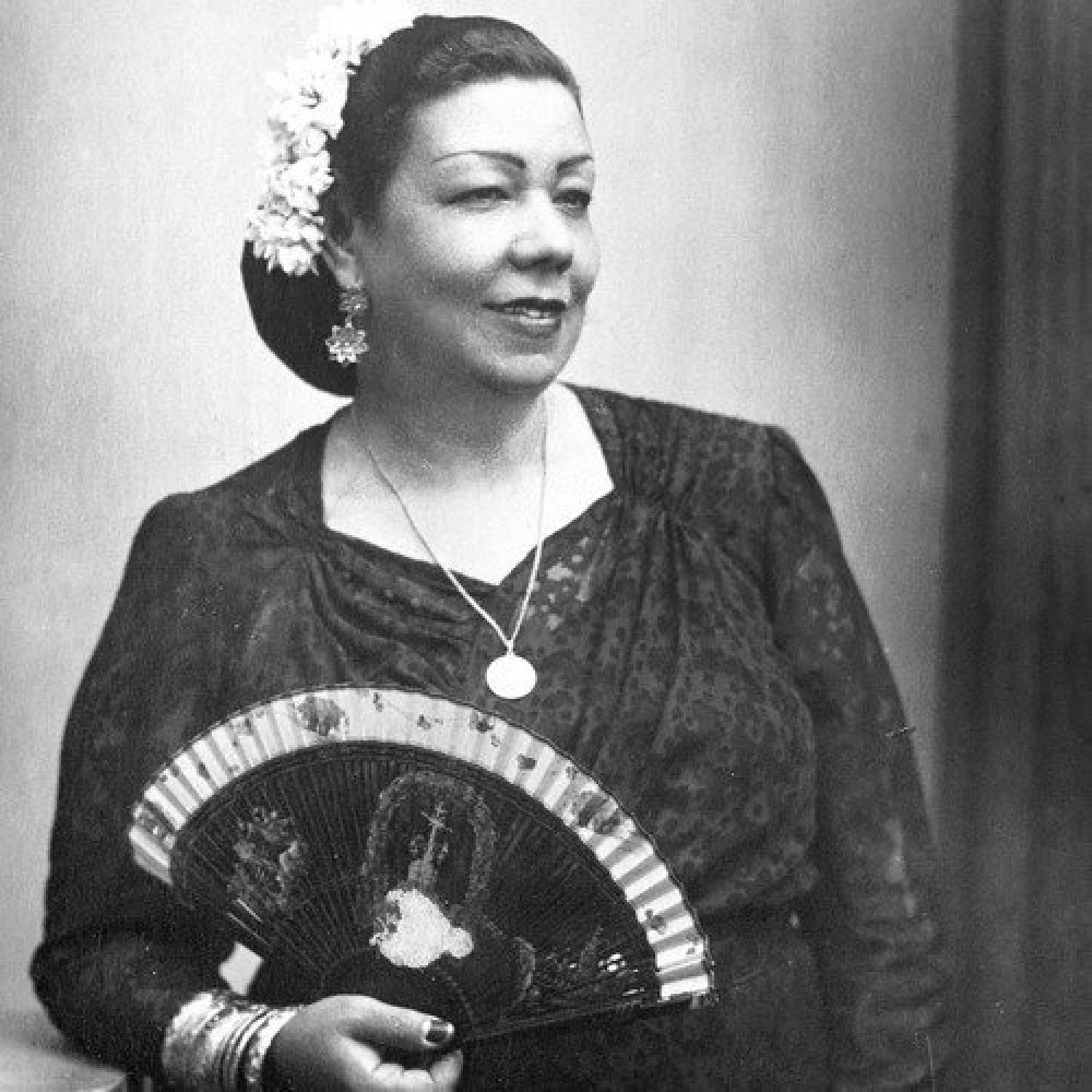 Nina De Los Peines