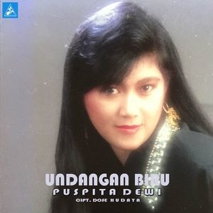Dengarkan Undangan Biru lagu dari Puspita Dewi dengan lirik