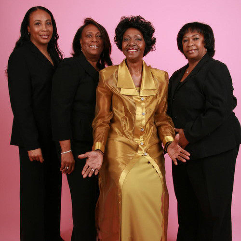 Naomi Shelton & the Gospel Queens