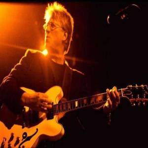 Richie Furay ดาวน์โหลดและฟังเพลงฮิตจาก Richie Furay