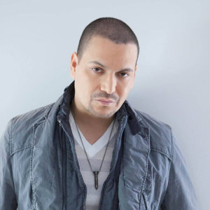 Victor Manuelle ดาวน์โหลดและฟังเพลงฮิตจาก Victor Manuelle