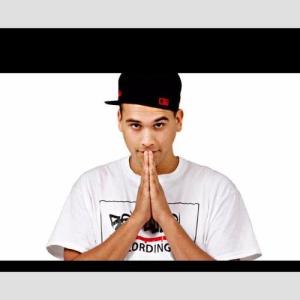 Dani M ดาวน์โหลดและฟังเพลงฮิตจาก Dani M