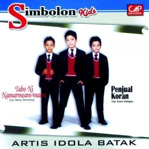 收聽Simbolon Kids的Pasombu Sihol歌詞歌曲