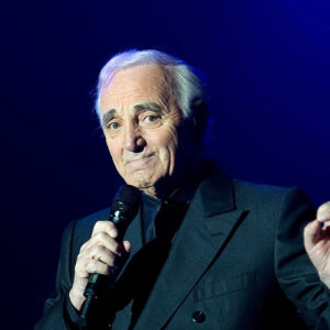 Charles Aznavour ดาวน์โหลดและฟังเพลงฮิตจาก Charles Aznavour