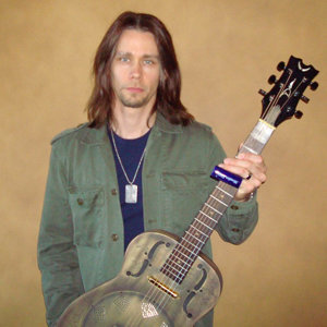 Myles Kennedy ดาวน์โหลดและฟังเพลงฮิตจาก Myles Kennedy