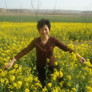 小俊 ดาวน์โหลดและฟังเพลงฮิตจาก 小俊