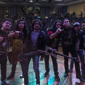 Aztra ดาวน์โหลดและฟังเพลงฮิตจาก Aztra