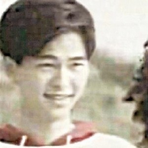 李家明 ดาวน์โหลดและฟังเพลงฮิตจาก 李家明