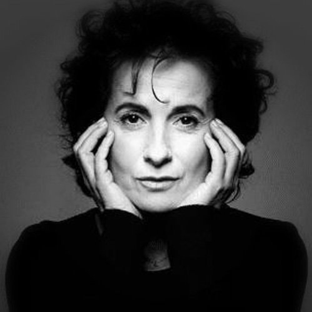 Marie-Paule Belle