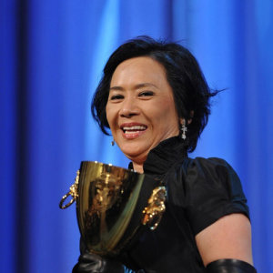 Deanie Yip ดาวน์โหลดและฟังเพลงฮิตจาก Deanie Yip