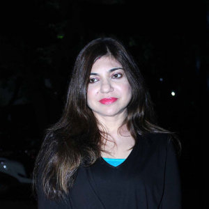 Alka Yagnik ดาวน์โหลดและฟังเพลงฮิตจาก Alka Yagnik