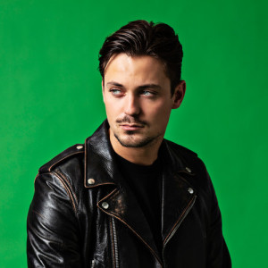 Julian Jordan ดาวน์โหลดและฟังเพลงฮิตจาก Julian Jordan