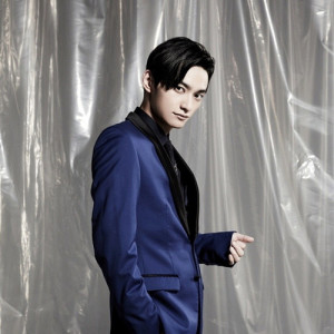 Sky-Hi ดาวน์โหลดและฟังเพลงฮิตจาก Sky-Hi