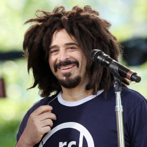 Adam Duritz ดาวน์โหลดและฟังเพลงฮิตจาก Adam Duritz
