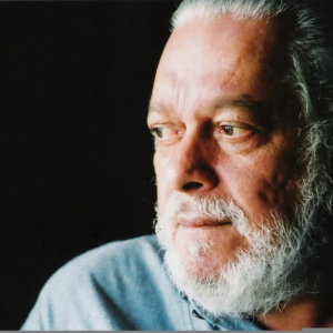 Paulo Cesar Pinheiro ดาวน์โหลดและฟังเพลงฮิตจาก Paulo Cesar Pinheiro