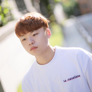 Chan ดาวน์โหลดและฟังเพลงฮิตจาก Chan
