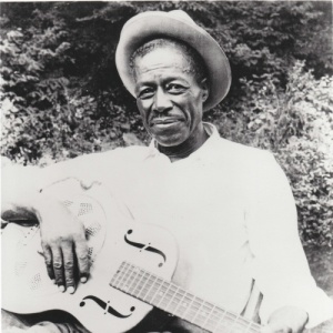 Son House ดาวน์โหลดและฟังเพลงฮิตจาก Son House