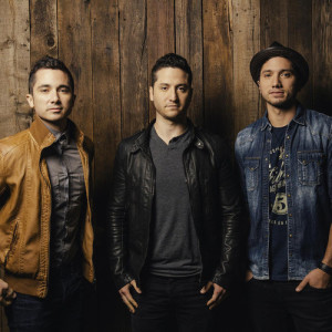 Boyce Avenue ดาวน์โหลดและฟังเพลงฮิตจาก Boyce Avenue