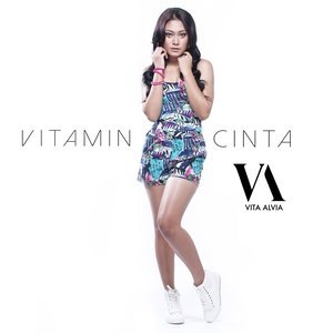 Dengarkan Vitamin Cinta lagu dari Vita Alvia dengan lirik
