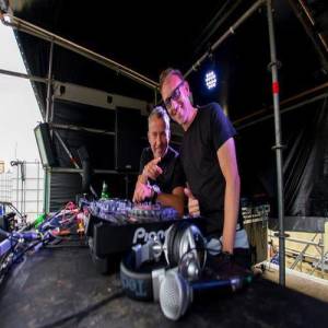 Stimulator ดาวน์โหลดและฟังเพลงฮิตจาก Stimulator