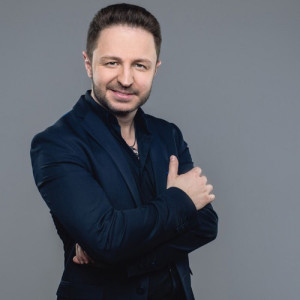 Brandon Stone ดาวน์โหลดและฟังเพลงฮิตจาก Brandon Stone