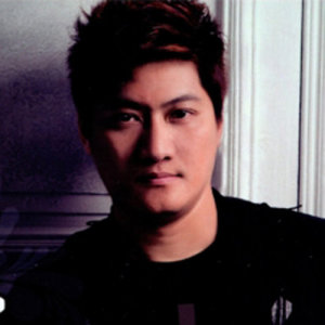 杨哲 ดาวน์โหลดและฟังเพลงฮิตจาก 杨哲