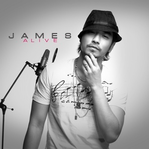 ดาวน์โหลดและฟังเพลง มีใจ พร้อมเนื้อเพลงจาก เจมส์ เรืองศักดิ์