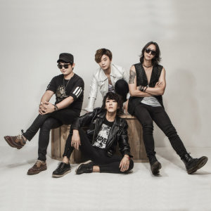 Romantic Punch ดาวน์โหลดและฟังเพลงฮิตจาก Romantic Punch